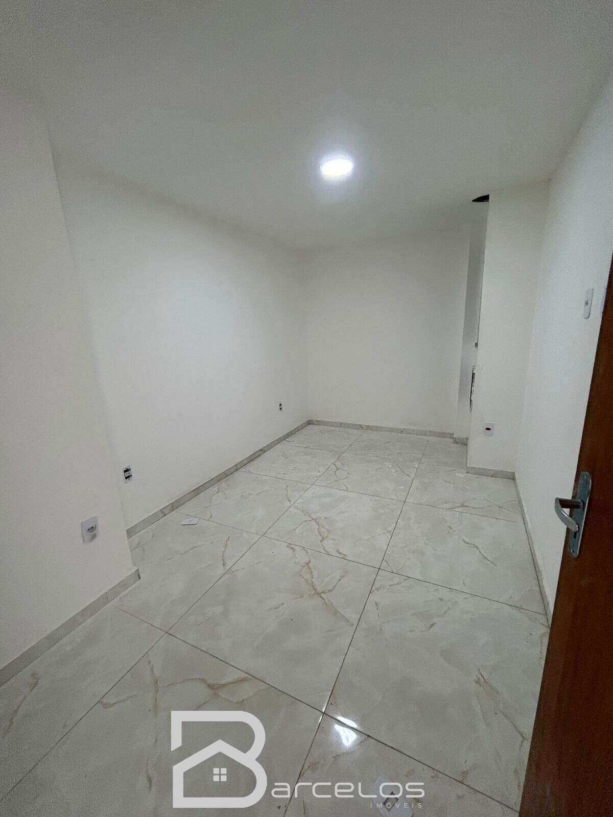 Apartamento à venda com 2 quartos - ,