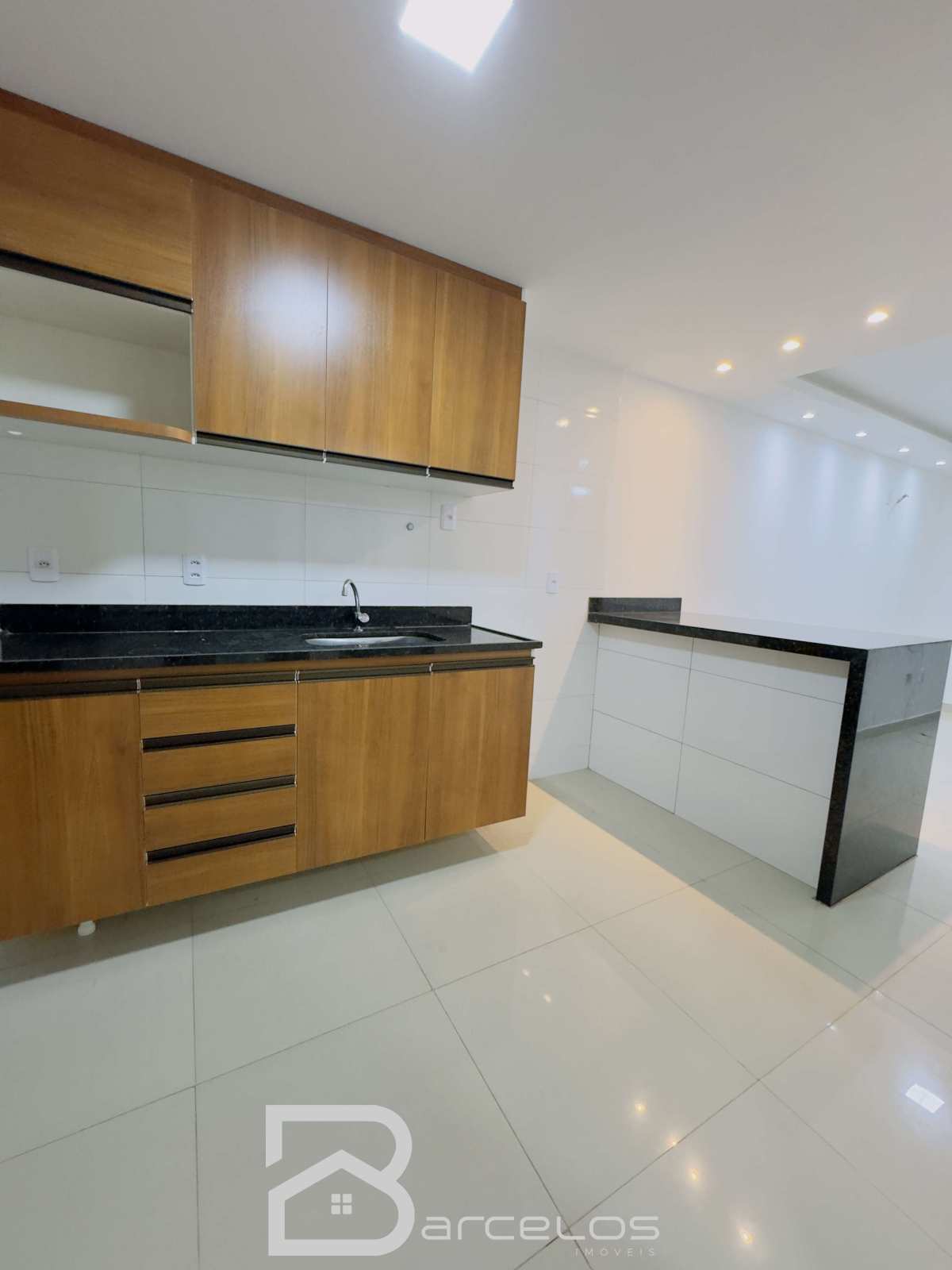 Apartamento para alugar com 2 quartos - ,